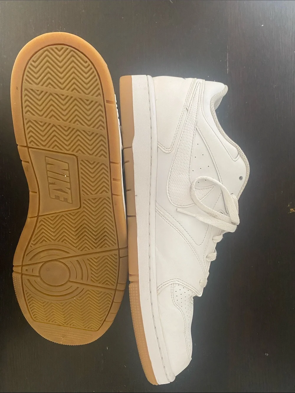 Nike classic low
